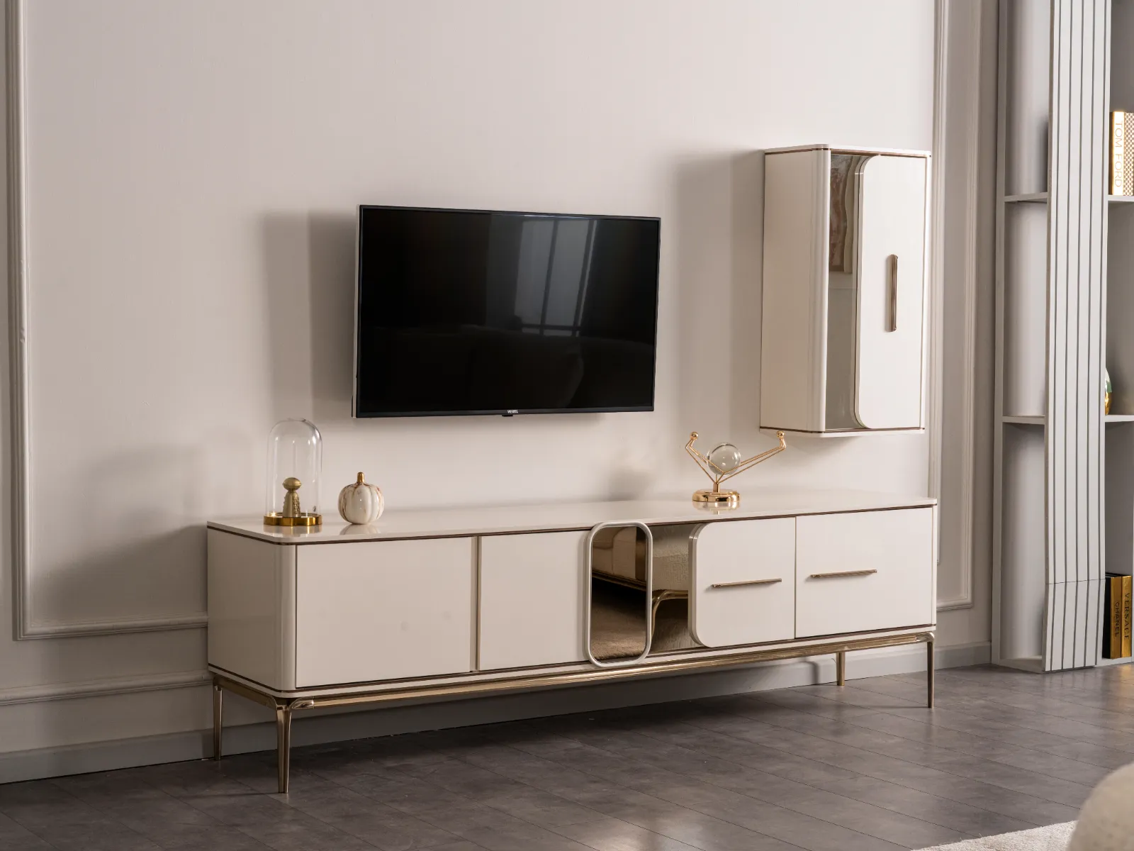 GARDİ TV ÜNİTESİ